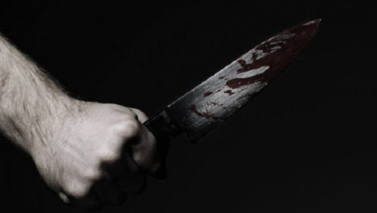 कक्षामा गाली गर्ने शिक्षिकालाई १०१ पटक चक्कु हानेर हत्या