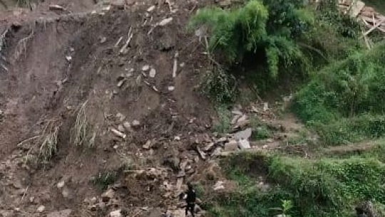 डडेल्धुरामा पहिराले मुक्तहलियाको उठिबास