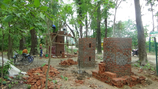 धनगढीको शिवपुरी सामुदायिक वनमा संरचना निर्माण गर्न प्रतिस्पर्धा