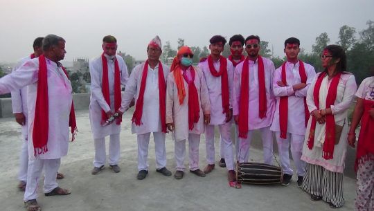 कोरोना कहरकाबीच धनगढीमा होलीको चहलपहल