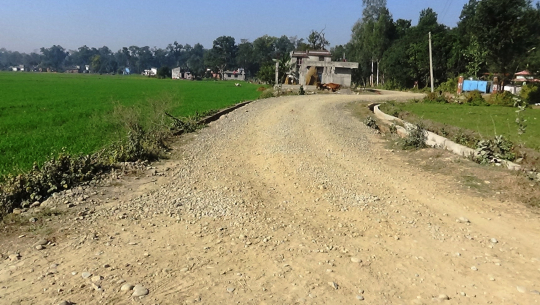 धनगढीमा संघिय सरकारले निर्माण गर्ने सडकको काम सुस्त