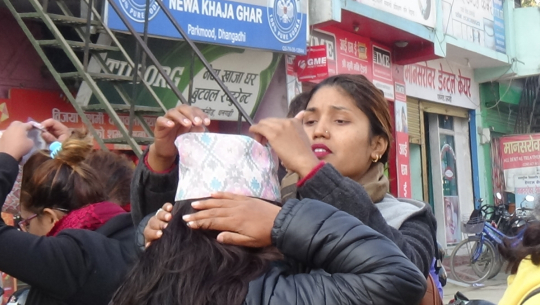 मेरो टोपी : कहिले झुक्न नजान्ने, लुक्न नमान्ने