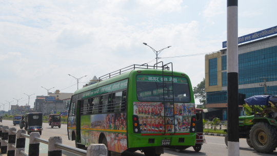 धनगढी नगर बस सेवा विरुद्ध यातायात व्यवसायीकै सिन्डिकेट!
