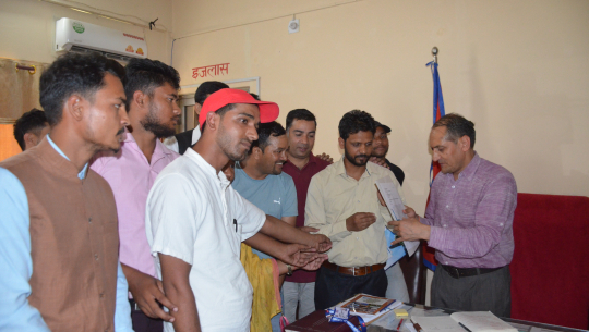 गेटामा स्वास्थ्य विश्वविद्यालय सञ्चालनको माग्दै गर्दै प्रधानमन्त्रीलाई ज्ञापन