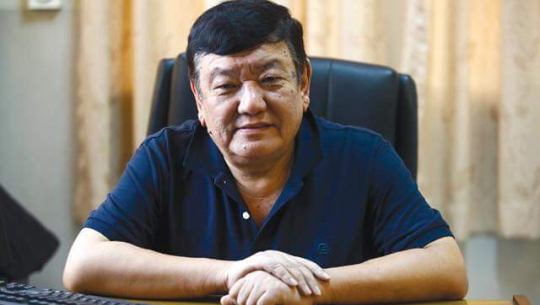 डाक्टर सन्दुक रुइतलाई बहराइनको इसा अवार्ड