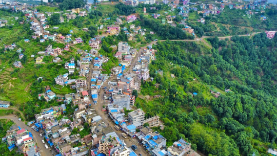 डडेल्धुराको सदरमुकामका सडक स्तरोन्नतिका लागि सरकारले पठायो थप ३० करोड