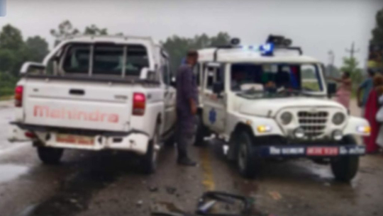 उपप्रमुख सवार सरकारी गाडी र एम्बुलेन्स ठोक्किँदा ८ जना घाइते