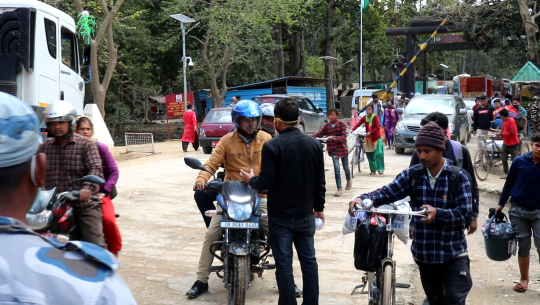 कोरोनाको संक्रमणबाट बच्न नाका बन्द गर्न सुझाव, सेल्फ क्वारेन्टाईनमा बस्न अपिल