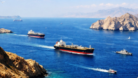 Iran refuses to reopen strait of Hormuz amid ongoing US naval blockade