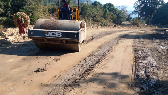 सहजपुर–बोगटान सडकको निर्धारित अवधिमा ४१ प्रतिशत प्रगति, प्रधानमन्त्रीको आश्वासन अधुरै
