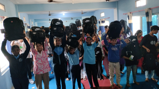 दलित समुदायका ७० बालबालिकालाई शैक्षिक सामग्री सहयोग