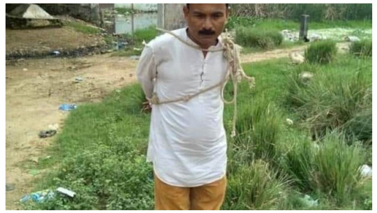 विकास नगरेको भन्दै वडाध्यक्षलाई बिजुलीको पोलमा बाँधेर घाममा तताएपछि...