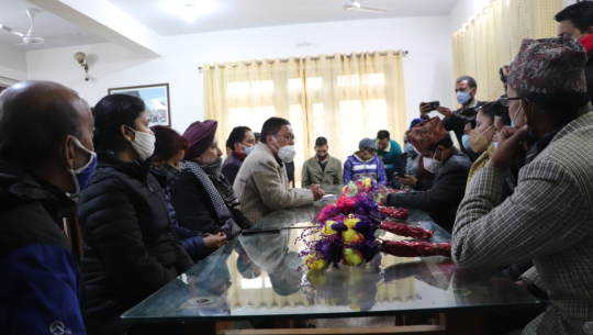 दार्चुलामा सीमा नाकाको झोलुंगे पुल खुलाउन दुवैतर्फका व्यापारीले दबाव दिने