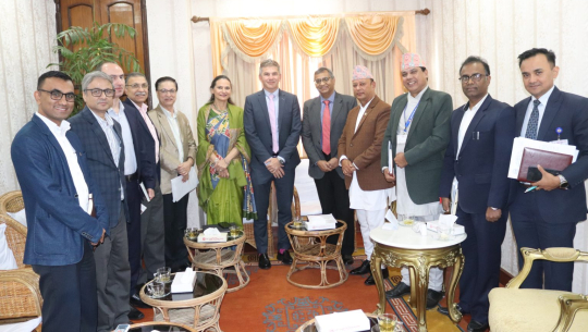 ऊर्जामन्त्री खड्का र विश्व बैंकका प्रतिनिधिबीच भेट