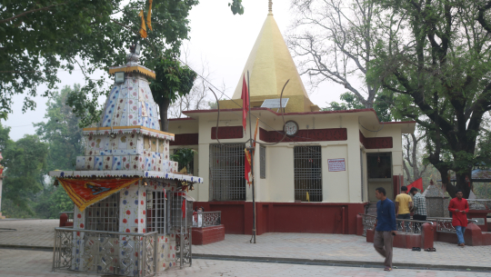 धनगढीको बेहडाबाबा धाममा चल्दैन इन्टरनेट, पर्यटक र स्थानीयलाई समस्या