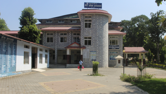 भारतीय विरामीले भरिभराउ रहने गेटा आँखा अस्पताल सुनसान