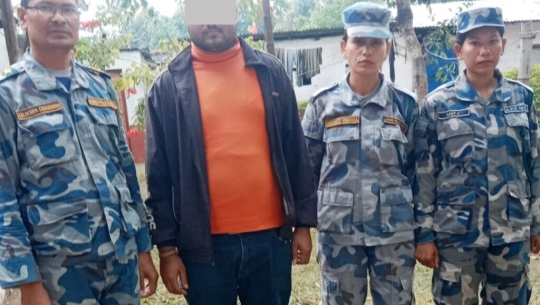 कञ्चनपुरमा ५ लाख भारतीय रुपैयाँसहित एक जना पक्राउ