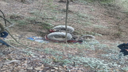 बैतडीमा ट्रयाक्टर दुर्घटना:  १ जनाको मृत्यु, ३ जना घाइते