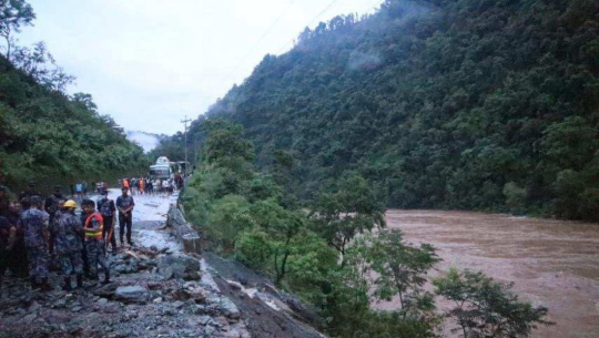 त्रिशूलीमा बेपत्ता बस र यात्रु खोज्न भारतीय टोली परिचालन