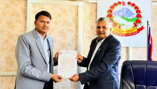 जिल्ला अस्पताल बझाङको अध्यक्षमा खड्का नियुक 