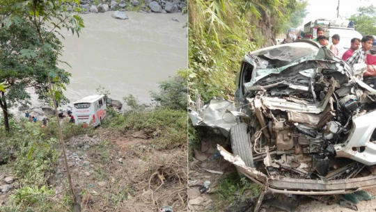 चितवनमा बस र कार ठोक्किँदा १७ जना घाइते