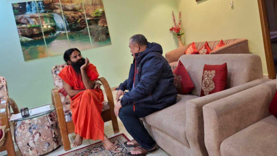 Chief Minister Kamal Bahadur Shah holds talks on religious tourism development in Delhi