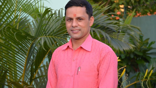 आहा! हाम्रो त्यो होली