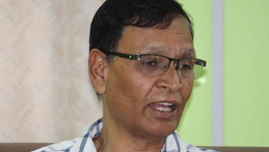 एमालेका केन्द्रिय सल्लाहकार खरेलसहित १० जनाले  गरे पार्टी परित्याग 