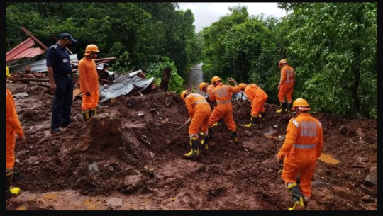 भारतको महाराष्ट्रमा पहिरोमा परी २७ जनाको मृत्यु