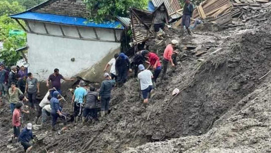 बाजुराको तलगाउँ पहिरोको जोखिममा