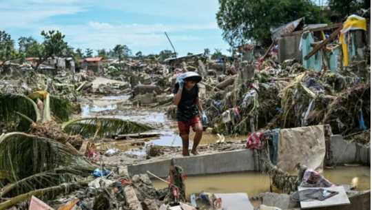फिलिपिन्समा आँधीका कारण १ सय जनाभन्दा धेरैको ज्यान गयो