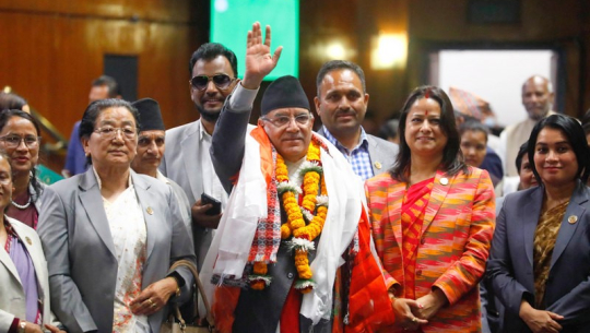 प्रधानमन्त्री प्रचण्डलाई विश्वासको मत प्राप्त