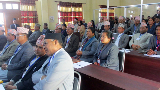 सुदूरपश्चिम सरकारमा सेटिङका योजना पार्न गिरोह सक्रिय रहेको सासंदकै आरोप