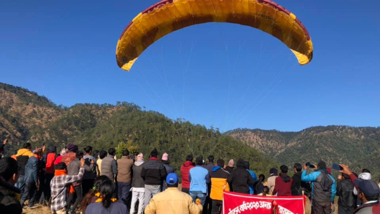 डोटीमा प्याराग्लाइडिङ परीक्षण सफल