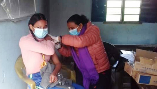 सुदूरपश्चिममा सवा ३ लाख बढी बालबालिकालाई कोरोना विरुद्धको खोप लगाइने