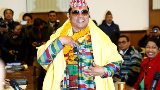 रेशम चौधरी पार्टीको अध्यक्ष बन्न अयोग्य! किन उठ्यो वैधानिकतामै प्रश्न?