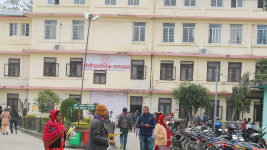 धनगढीमा कोरोना परिक्षणका लागी उपकरण जडान सुरु, एक घण्टामै रिपोर्ट आउने