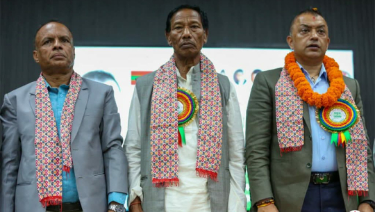 नेपाल थारु संघको अध्यक्षमा शिवनारायण