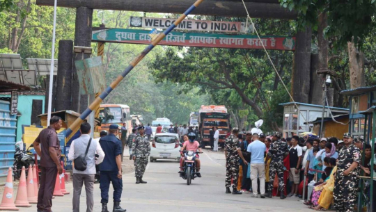 नाकामा भन्सार कडाइले नेपालतर्फको बजारमा बढ्यो चहलपहल