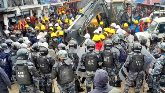 केवलकारको विषयमा झडप हुँदा घाइते भएका ३ जनालाइ थप उपचारको लागि काठमाडौं लगिँदै