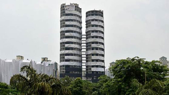 आज एपेक्स र केएन ट्विन टावर भत्काइने