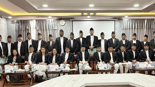 उच्च अदालतका २७ जना न्यायाधीशलाई शपथ