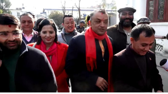 निर्वाचन आयोग पुग्यो गगन थापा नेतृत्वको कांग्रेस
