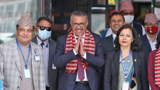 डब्ल्यूएचओका महानिर्देशकद्वारा राष्ट्रिय जनस्वास्थ्य प्रयोगशालाको अवलोकन