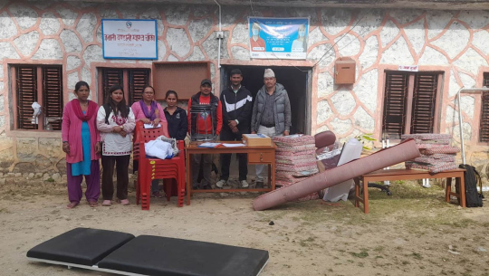 अछामको एक स्वास्थ्य चौकीमा किशोरी मैत्री स्वास्थ्य सेवा