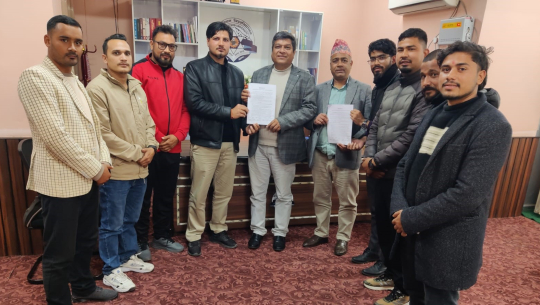 क्याम्पसका स्ववियुद्वारा सुदूरपश्चिम विश्वविद्यालय प्रशासनसमक्ष २० बुँदे संयुक्त ज्ञापन पत्र पेश 