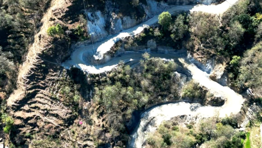 जन्तीको बस दुर्घटना भएको बैतडीको सडक २०४८ मा शिलान्यास, ३४ वर्षसम्म स्तरोन्नतिसमेत भएन