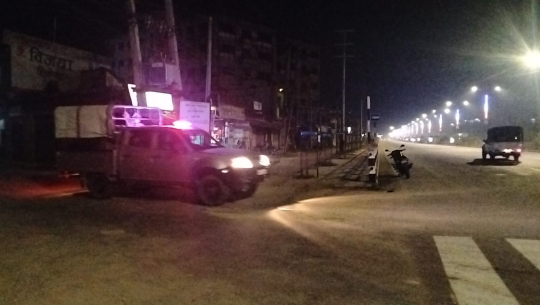 धनगढी-१३ कैलाली गाउँमा दुई समूहबीच झडप, १२ जना नियन्त्रणमा, केहि प्रहरी समेत घाइते