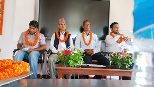 धनगढीमा पुष्प व्यवसायी कृषक समूहको पहिलो साधारण सभा सम्पन्न 