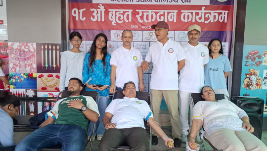 धनगढीमा बृहत् रक्तदान महोत्सव, ८१ जनाले गरे रक्तदान